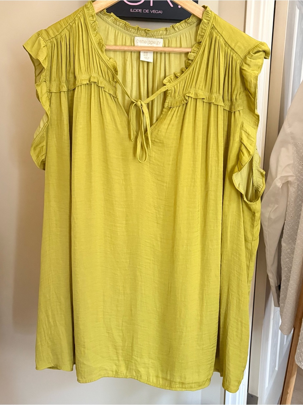 Cynthia Rowley Ruffle Tie-Neck Sleeveless Top in Lime 🍋🟩